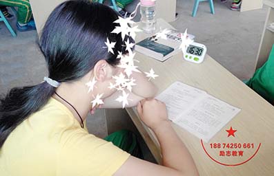 湘西叛逆孩子的教育是这样吗,初二叛逆孩子改造学校透明化教育学校